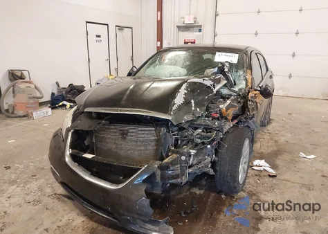 2011 Chrysler 200 Touring из США, поврежденный, VIN 1C3BC1FB2BN521116